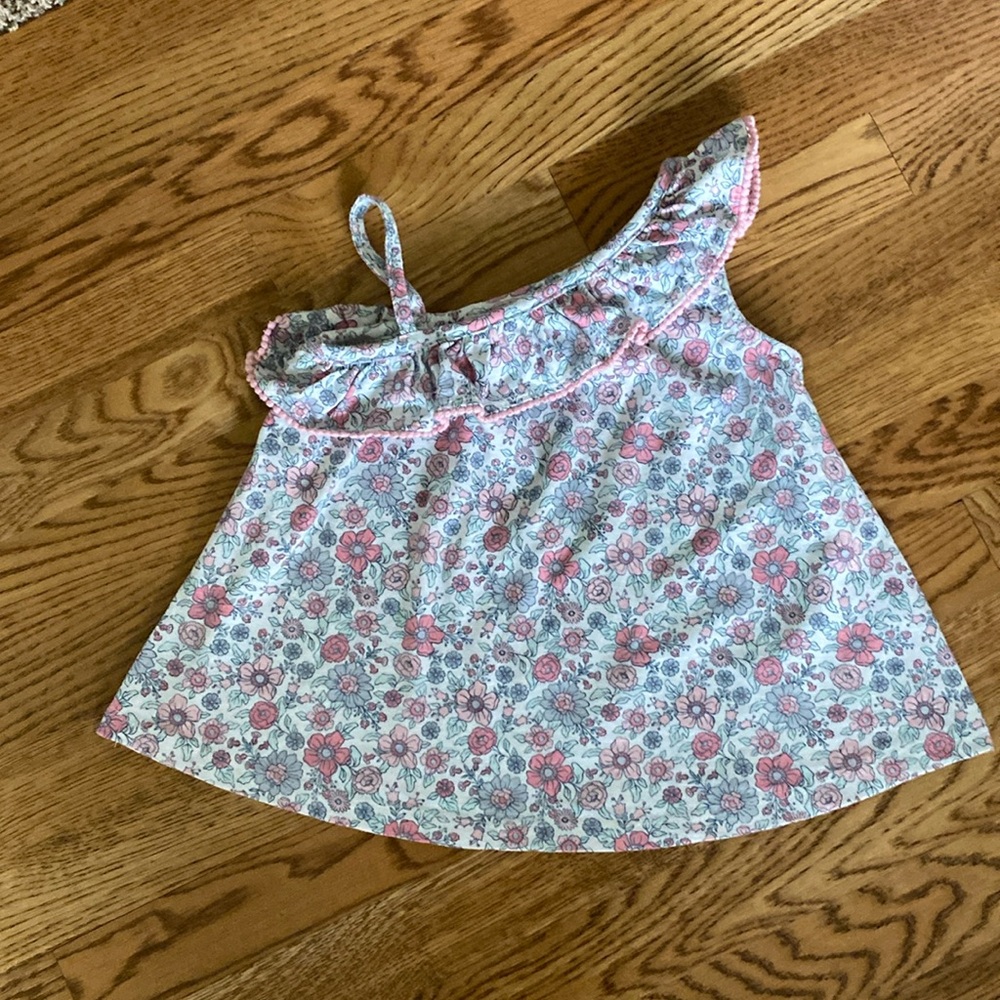 Asymmetrical floral top